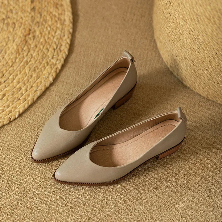 Daphne™ | Classic Block Heel Pumps