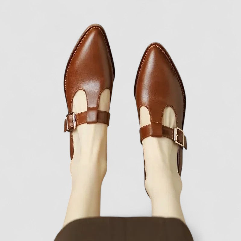 Adelaide™ | Everyday Orthopedic Flat