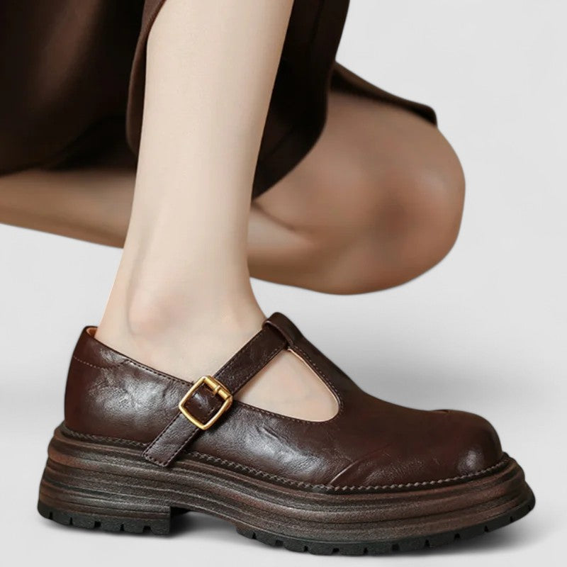 Vivian™ | Timeless Orthopedic Flat