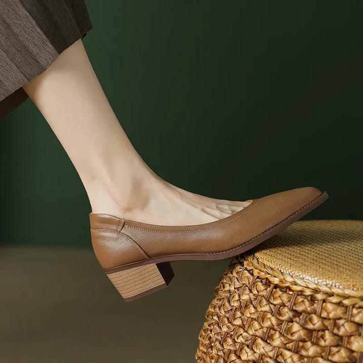 Aurelia™ | Mid Heel Everyday Pumps