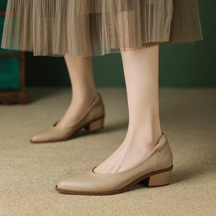 Aurelia™ | Mid Heel Everyday Pumps