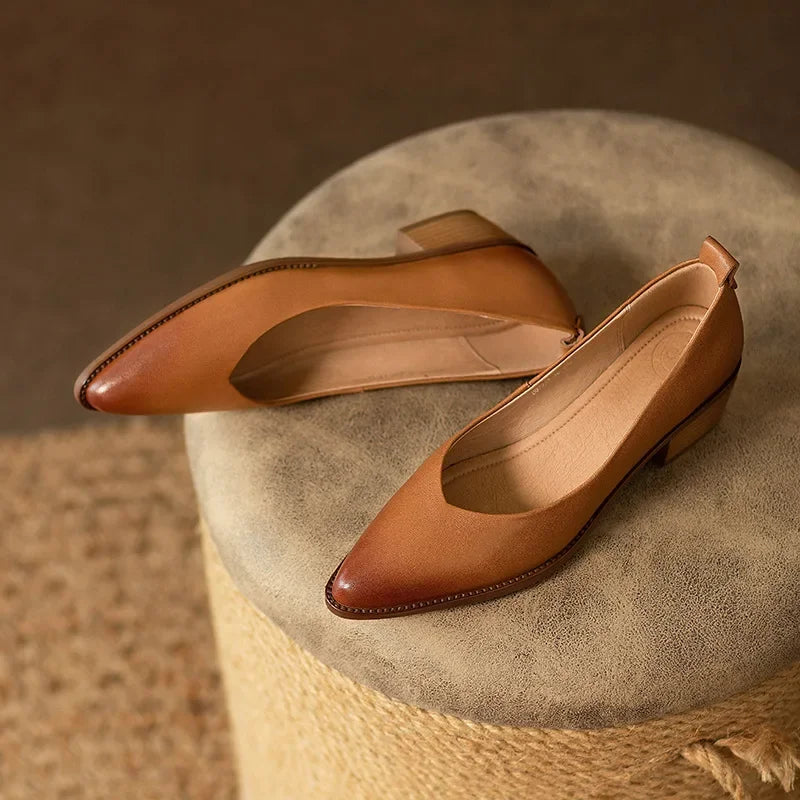 Daphne™ | Classic Block Heel Pumps
