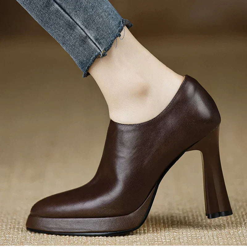 Valentina™ | Structured High Heel Pumps