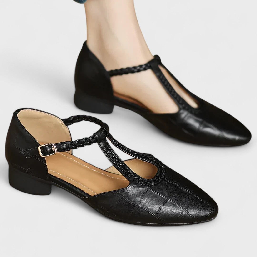 Iris™ | Sculpted Orthopedic Flat