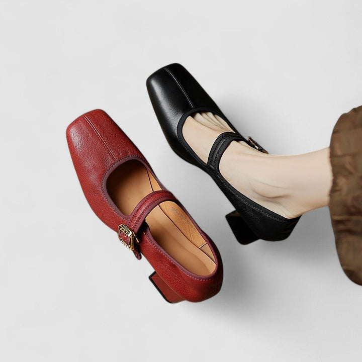 Harriet™ | Heritage Orthopedic Flat