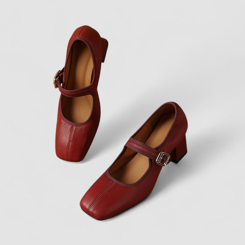 Harriet™ | Heritage Orthopedic Flat